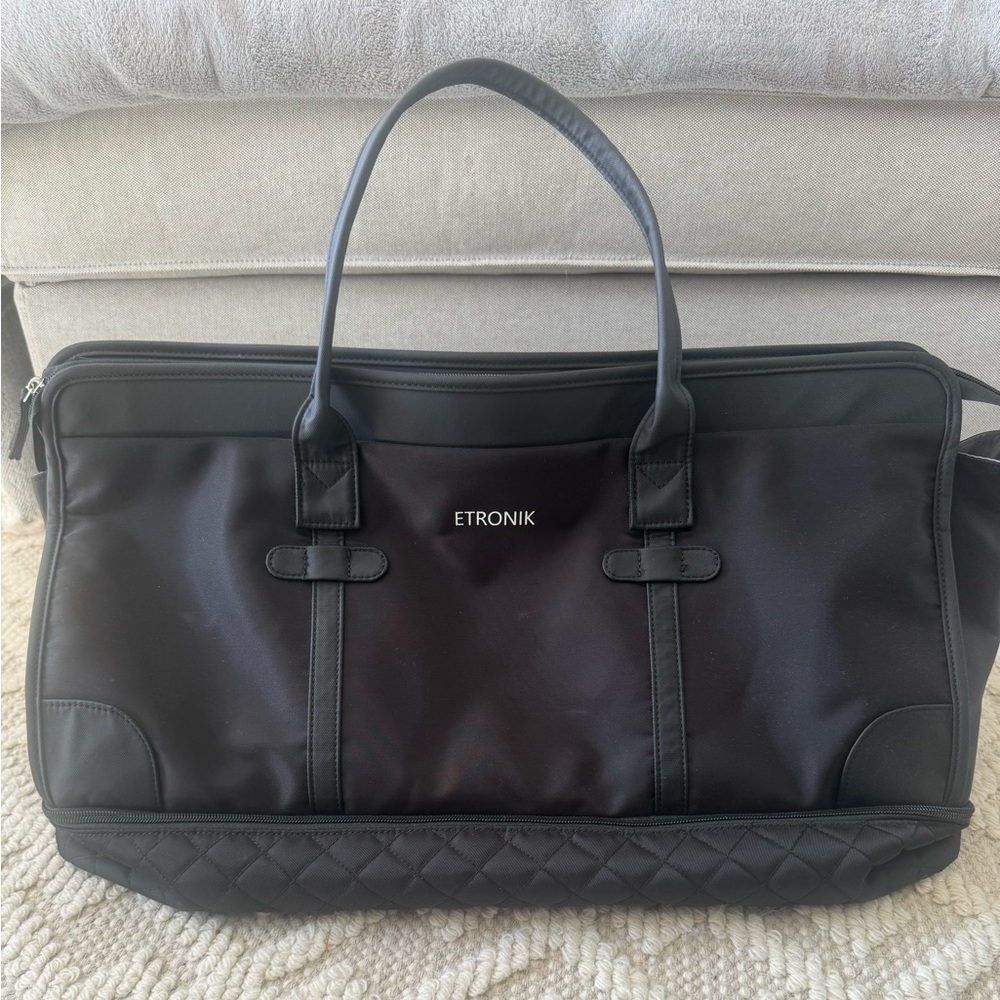 Black Etronik weekender bag
